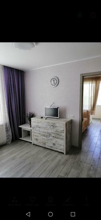 2-Х Комнатная Квартира В Центре Zaporizhia エクステリア 写真